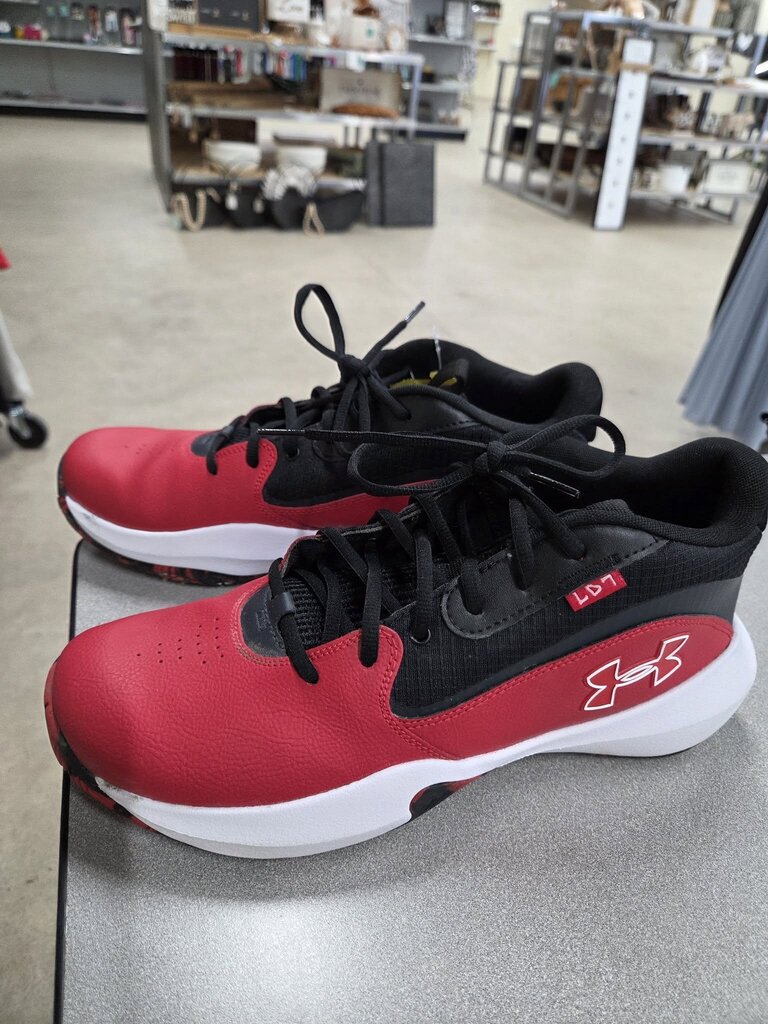 Under Armour Sneakers sz 11