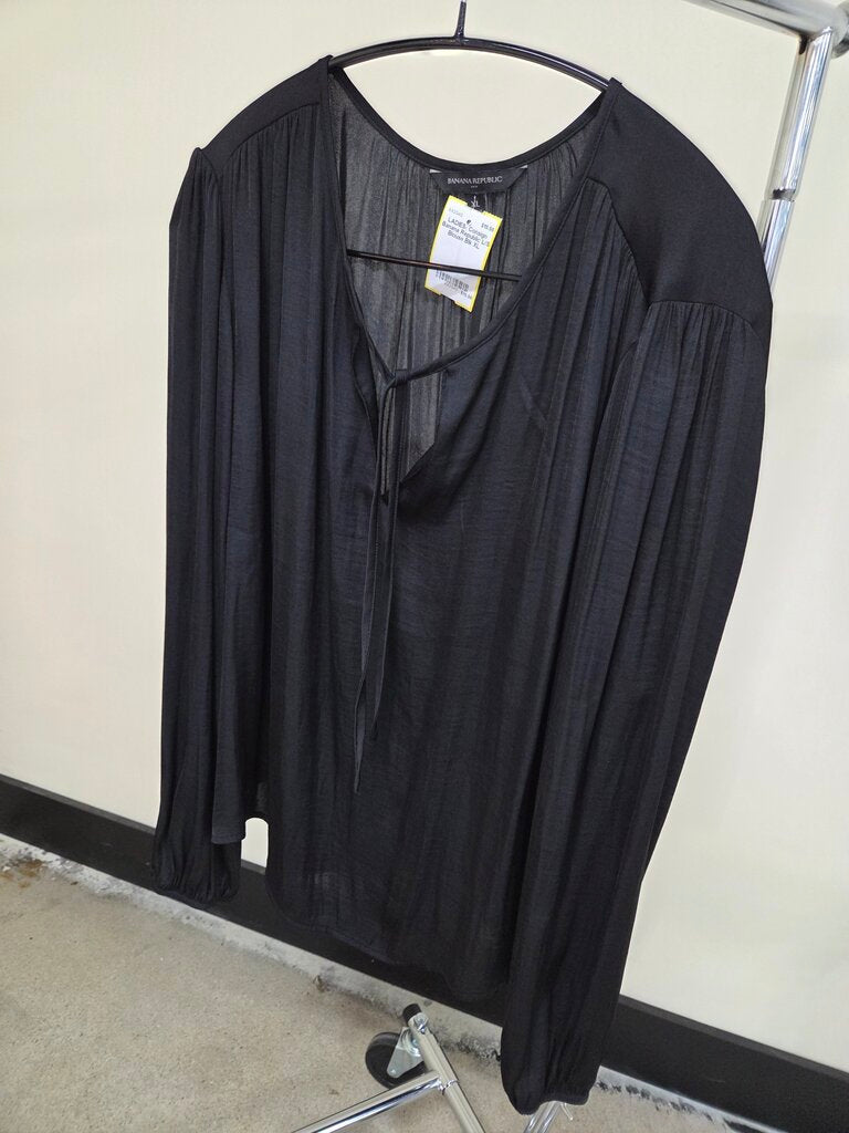 Banana Republic long sleeve top