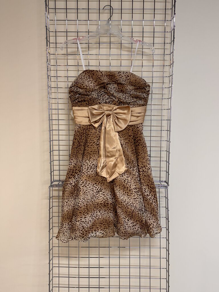 Shades of White Short Formal Cheetah Print Dress