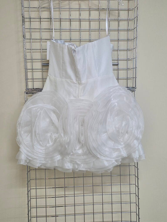 'Milano' Formal Dress Whie Rosette VNT