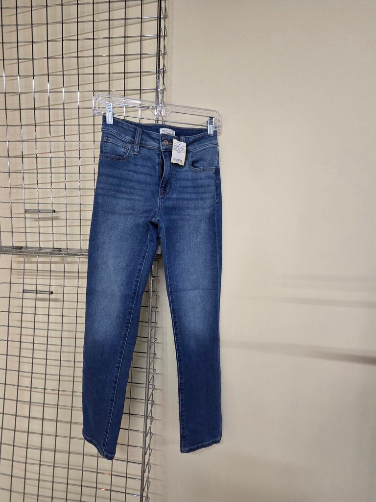Maurices Regular high rise slim straight Blue Jeans
