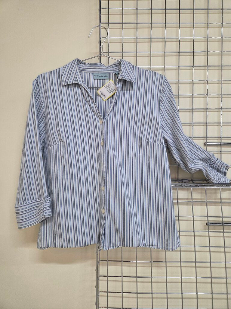 'Marsh Landing' petite 3/4 Sleeve Button Up Shirt