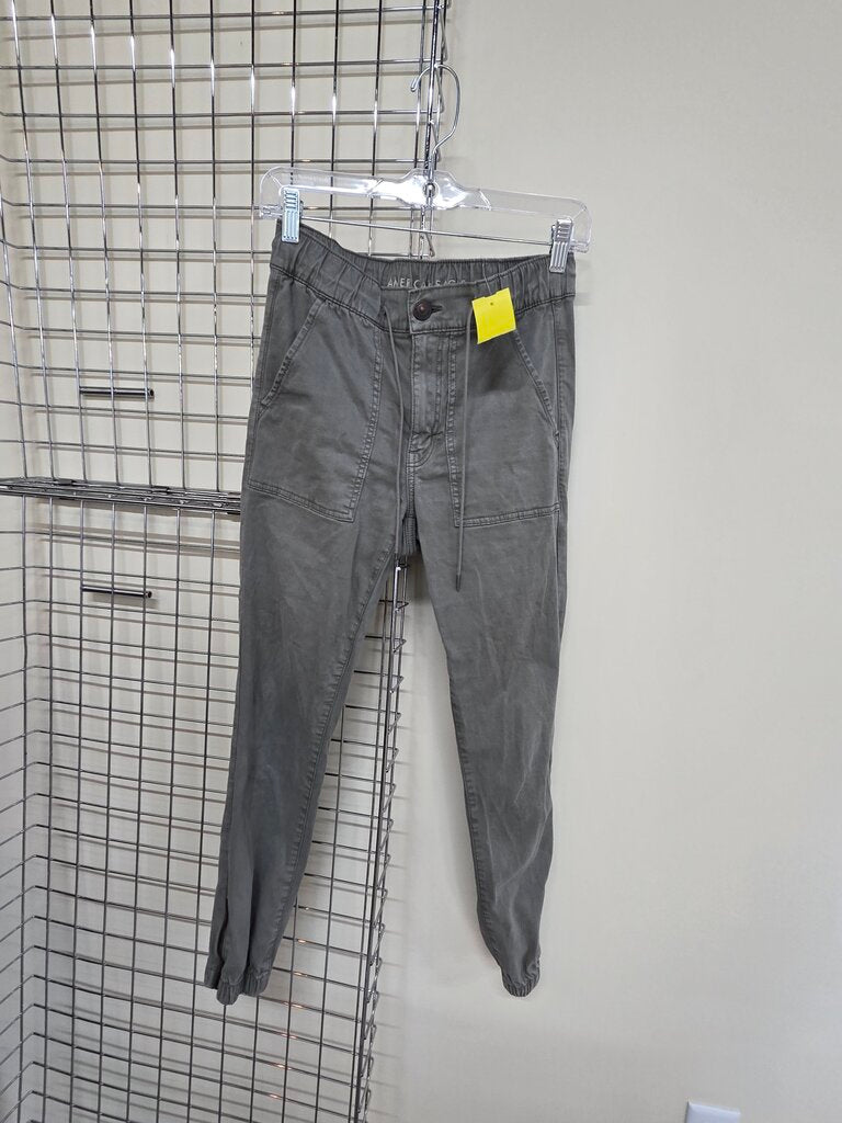Women's American Eagle Super Stretch Army Green Pants sz 6