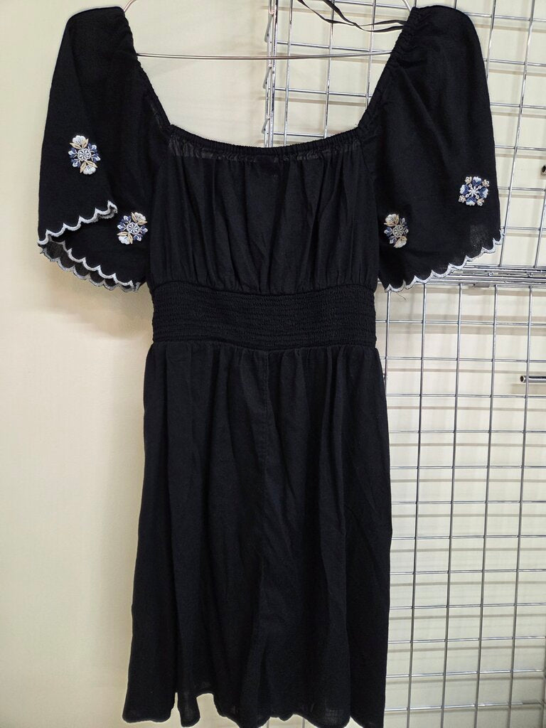 Old Navy Dress w/ Embroidery