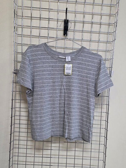 Women's Grey & White Striped Tee shirt sz L