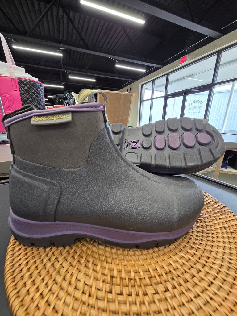 MUDS Noble Outfitters Boots sz 7