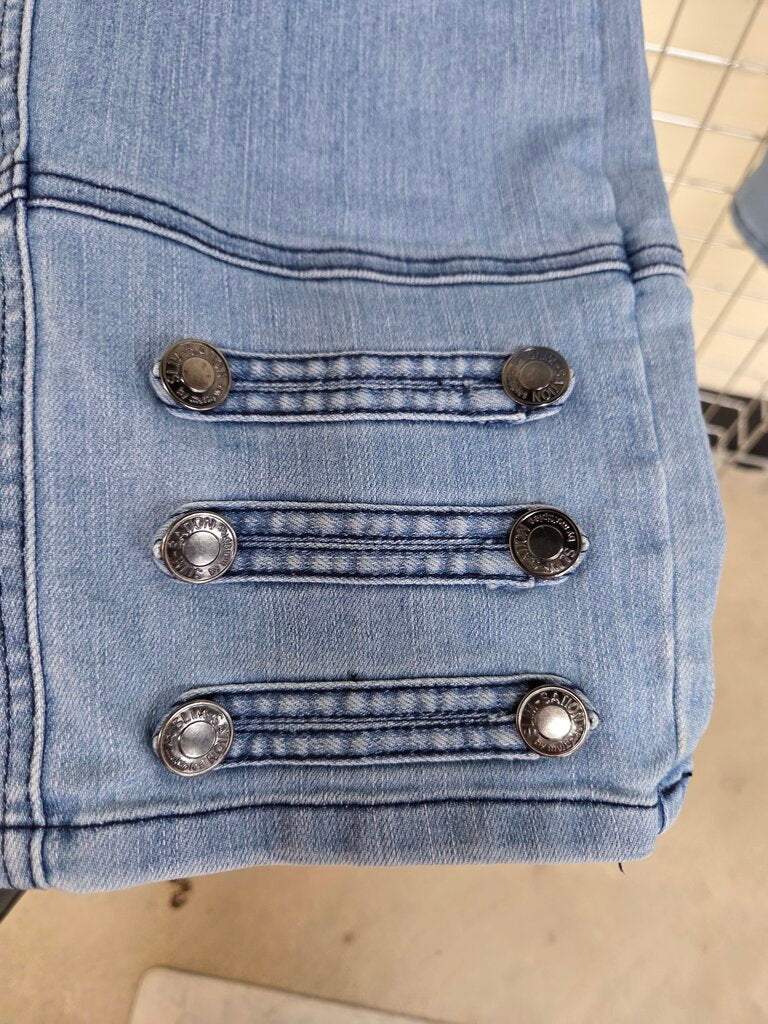 Slim-Sation Buttoned Straight Leg Jean