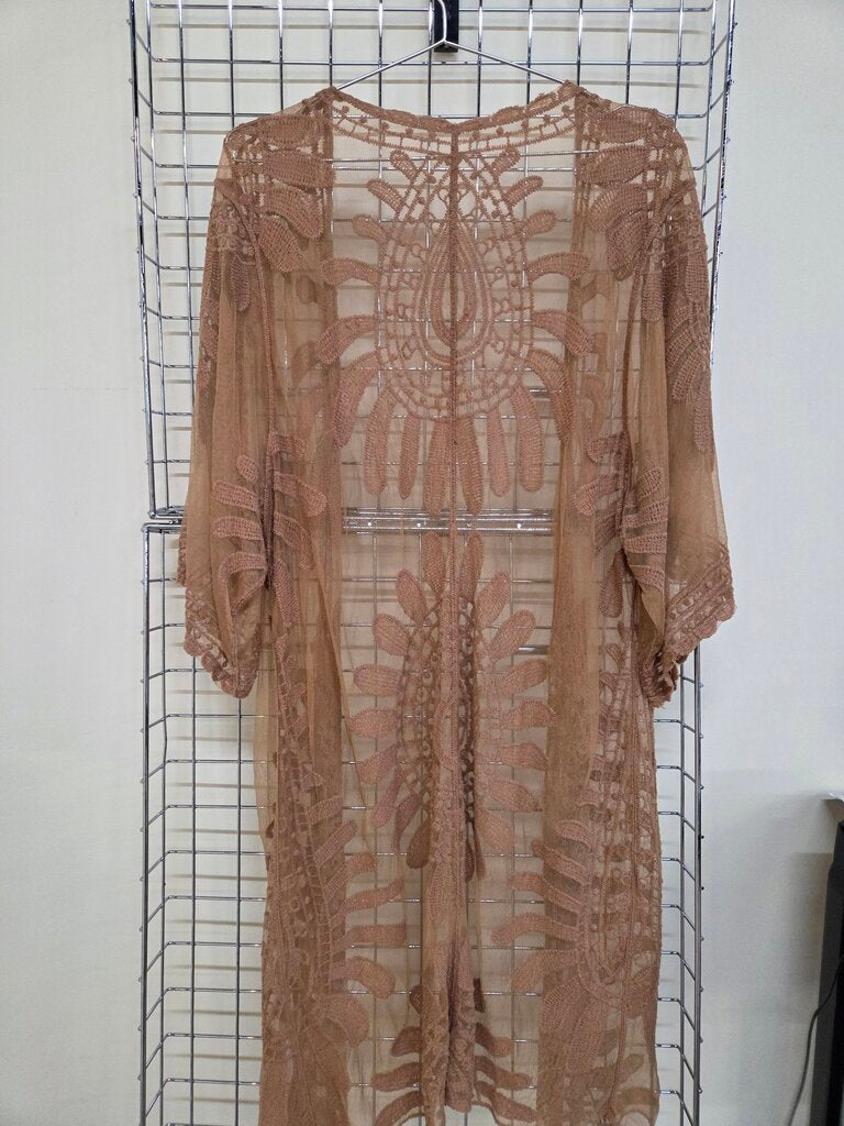 Ladies Tan Lace Kimono
