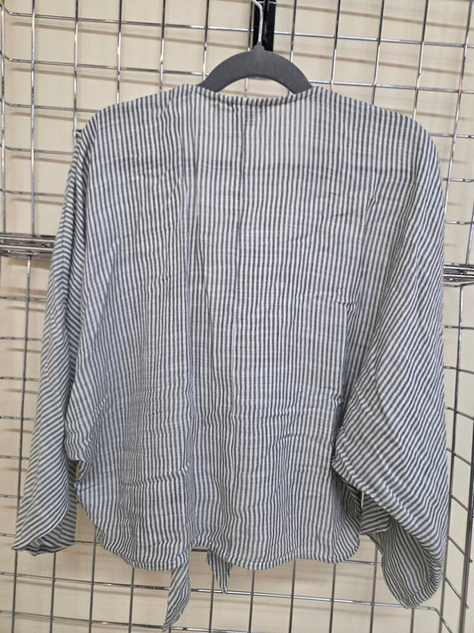 American Eagle 3/4 Sleeve Tie Front Cotton Shirt