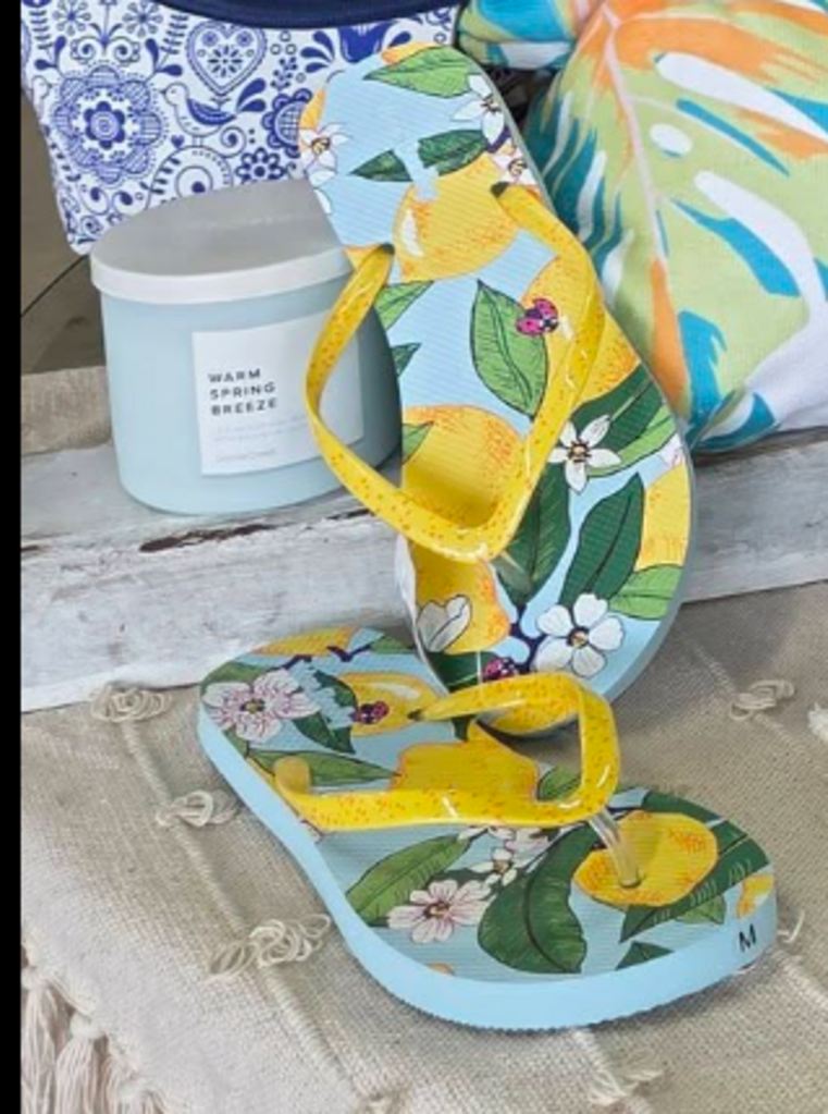 Vera Bradley Flip Flops Lemon Grove Medium