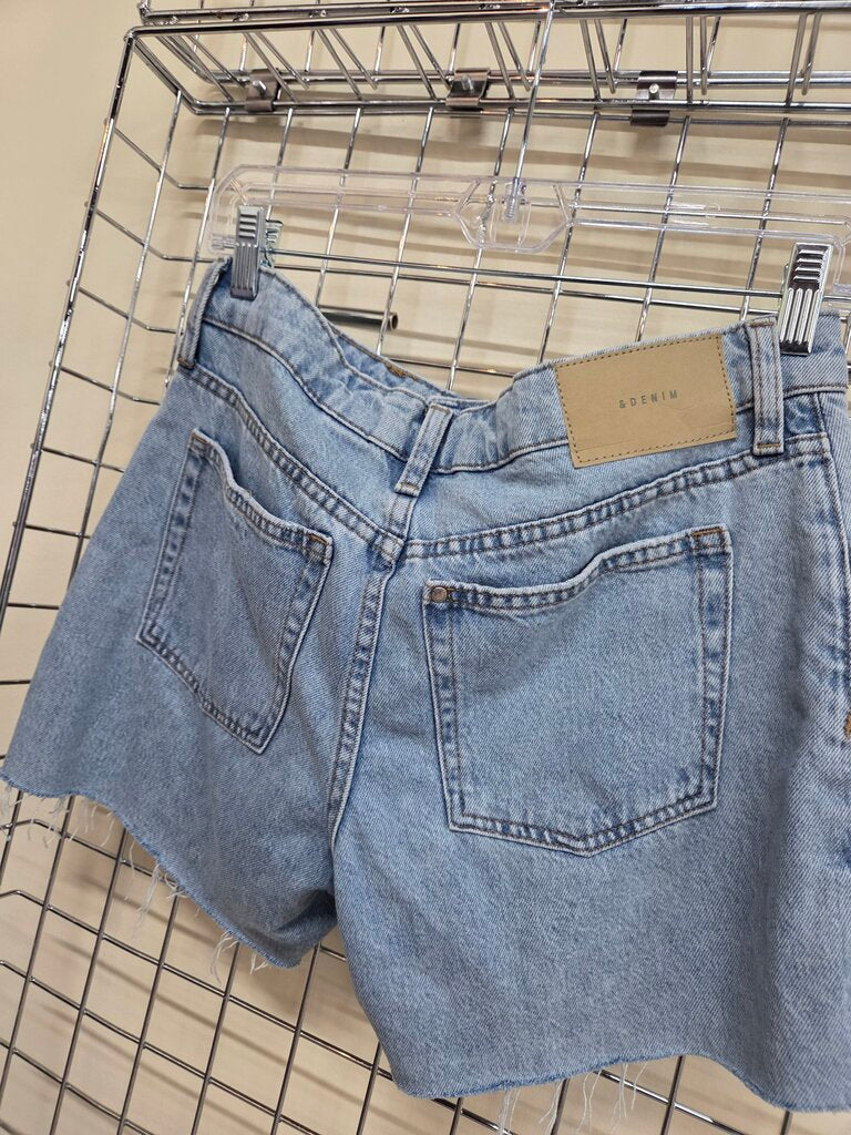 Womens H&M 90's Boyfriend Shorts