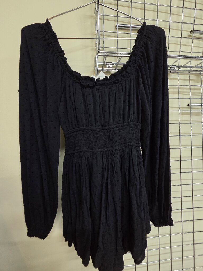 Womens Hollister long sleeve smocked clip-dot Romper