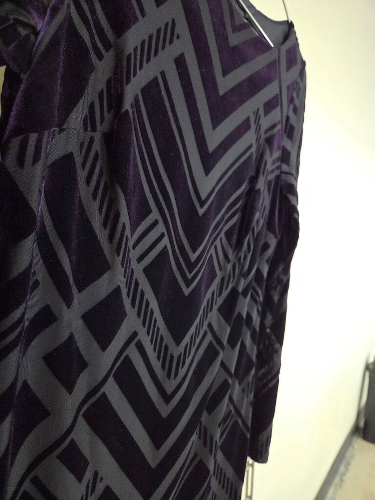 Vince Camuto Dark Purple and Black Velvet Sheath Dress w/ Chevron or Diagonal Crosshatch Pattern