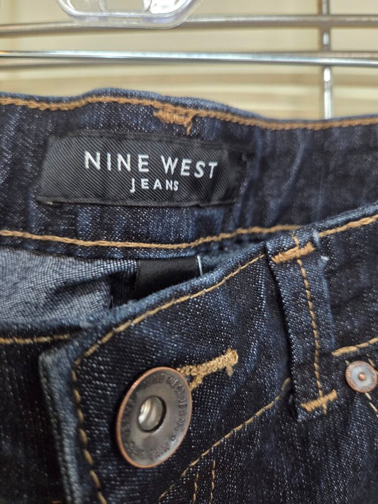 Nine West Dark Wash Crop Denim with Button Detail at Hem sz 6/27