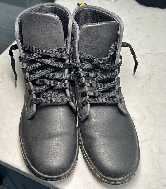 Doc Marten Ladies Boots sz 7
