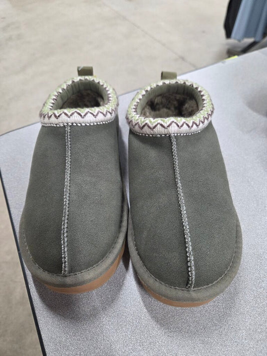 Dream pairs slip on shoes sz 6