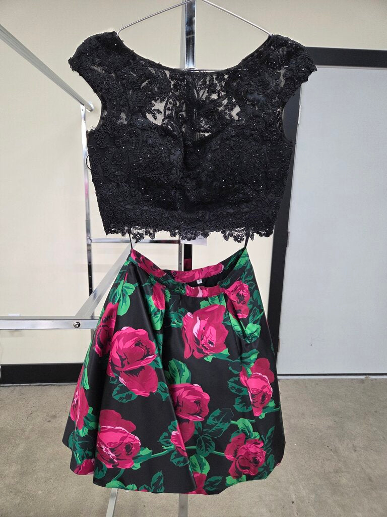 Sherry Hill 2 Piece Beaded Top w/ Tulle Floral Skirt Formal