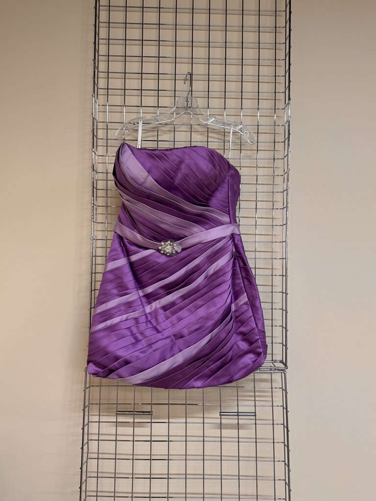 SHORT PURPLE FORMAL DRESS
