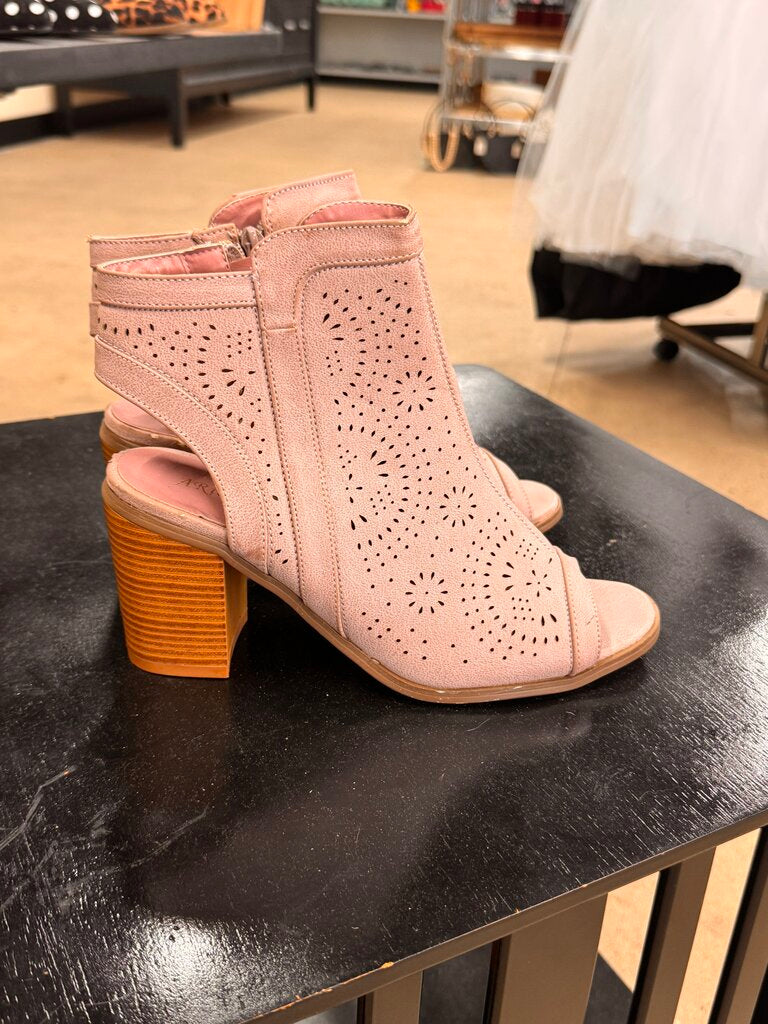 Rusty Rose open toe shoe sz 9