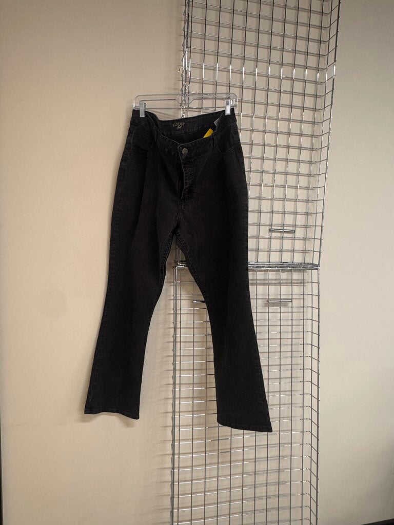 Midrise bootcut Black jeans