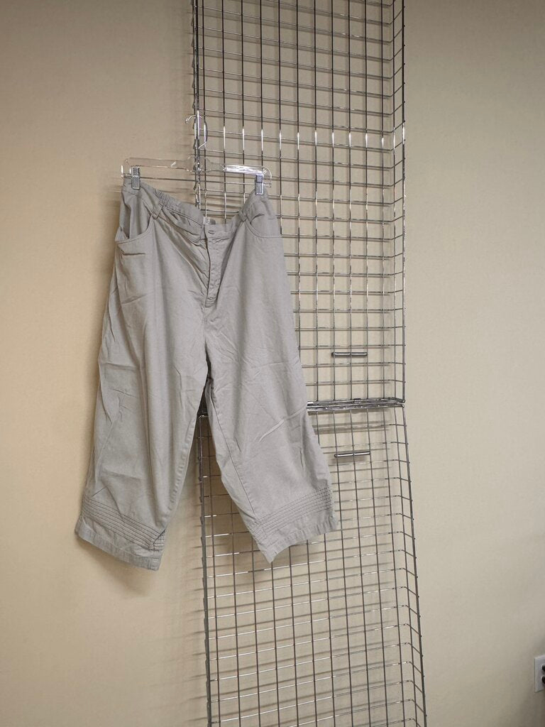 Khaki Capris