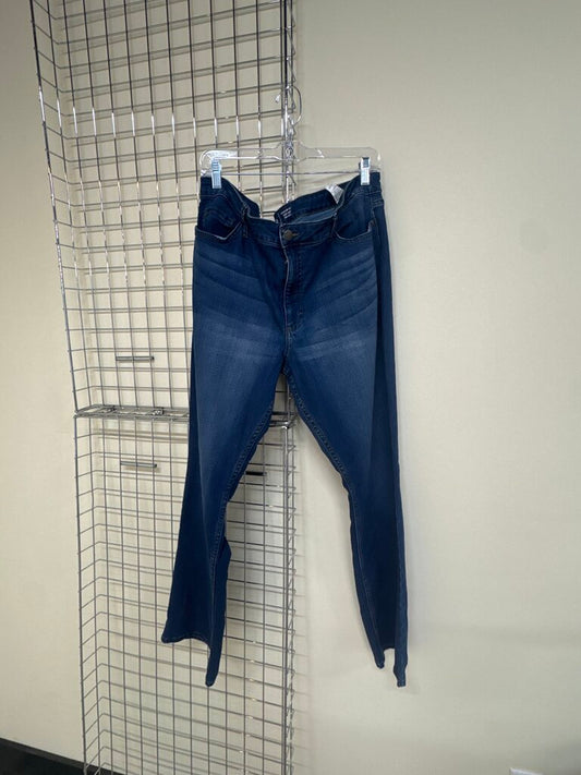 Regular Fit Boot Cut Mid Rise Jeans