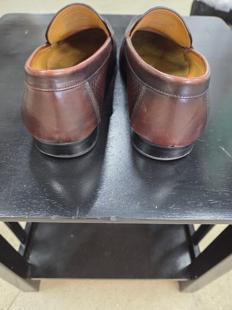 Golden Coxes Leather Loafer sz 9.5