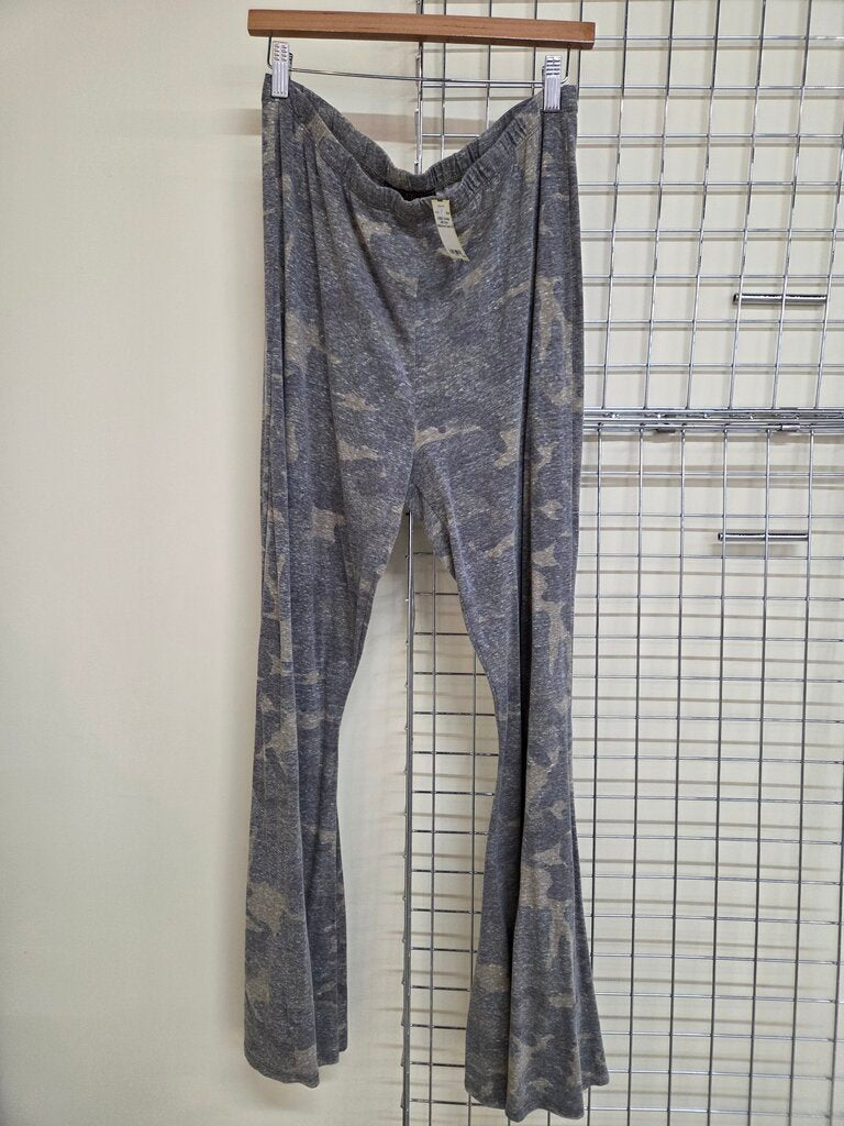 Camo Bellbottoms
