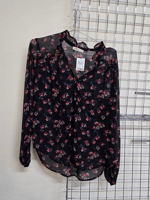 Hollister Sheer Button Up Top sz S