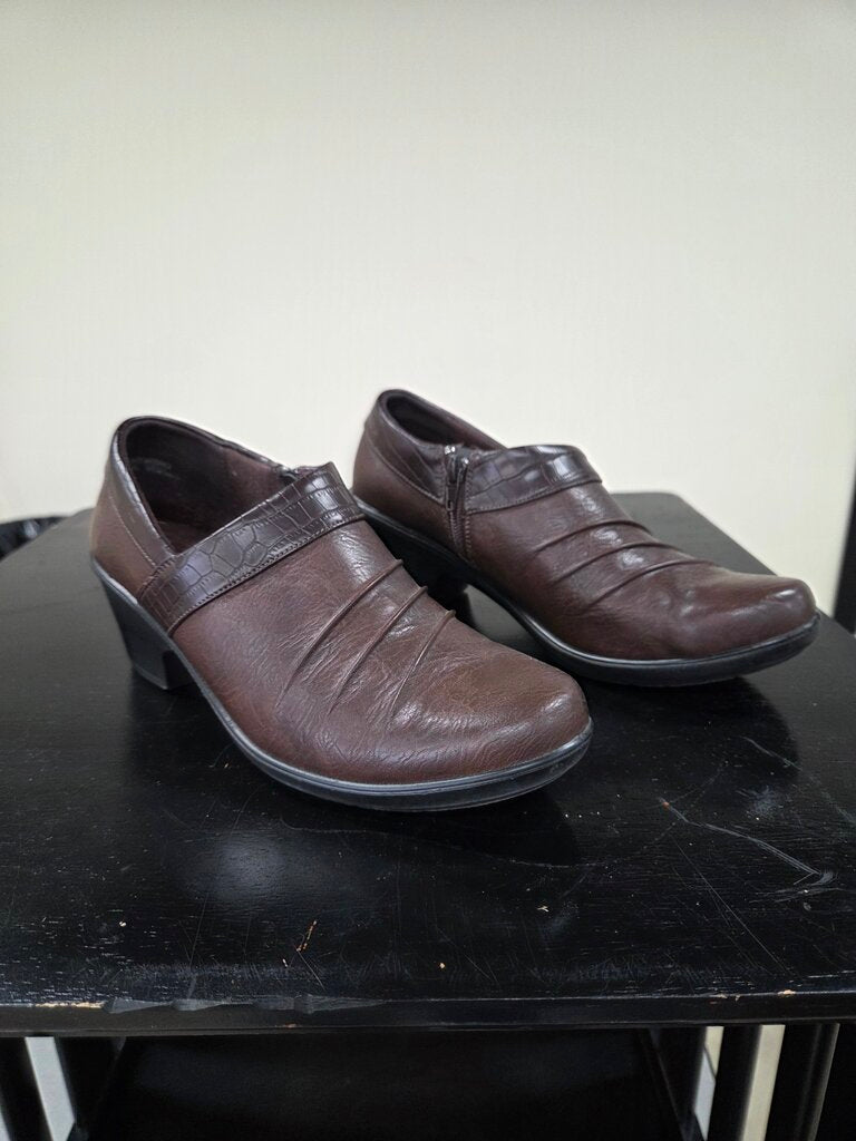 'Easy Street' (Comfort Wave) Brown Slip-on Shoes, w/ side Zipper 8M