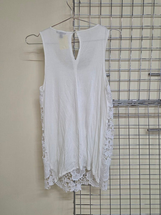'Cupio' Sleeveless Fashion Top w/ Over Lace
