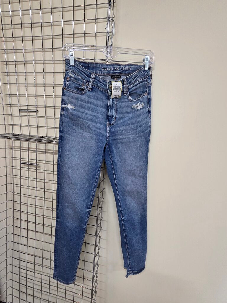 Women's American Eagle Next Level Stretch Distressed Jeggings sz 8