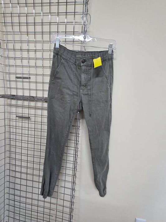 Women's American Eagle Super Stretch Army Green Pants