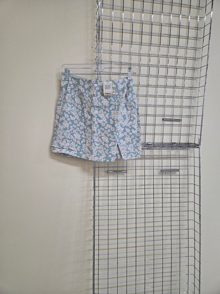 Womens White Daisy Mini Skirt