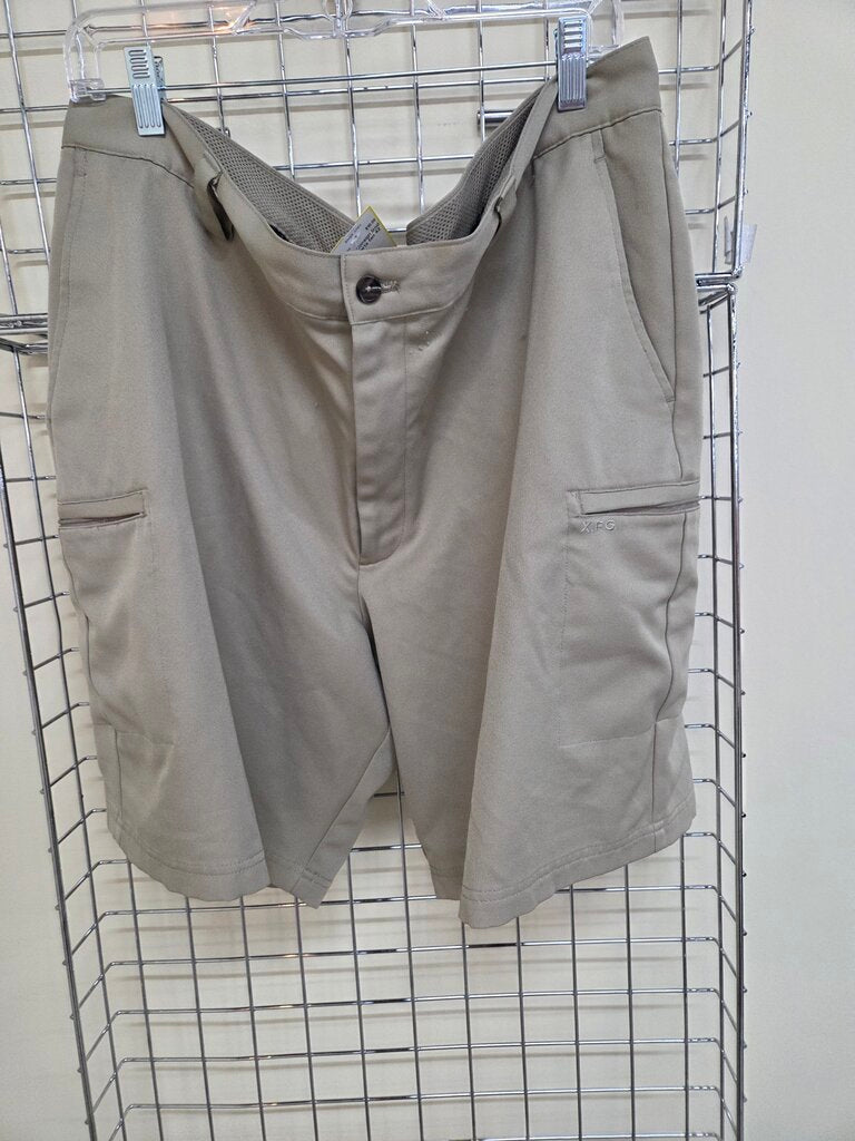 Izod Shorts sz 42