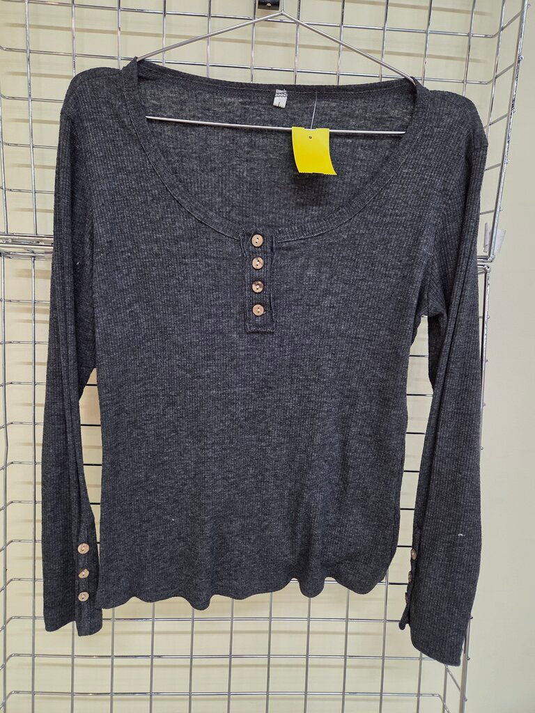 Button Up Long Sleeve sz M