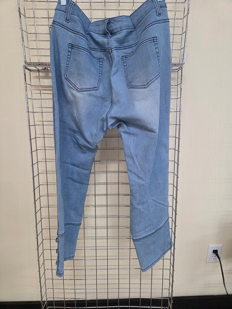 Slim-Sation Buttoned Straight Leg Jean