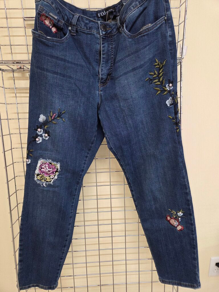FDJ Floral Designed Straight Leg Jean sz 14