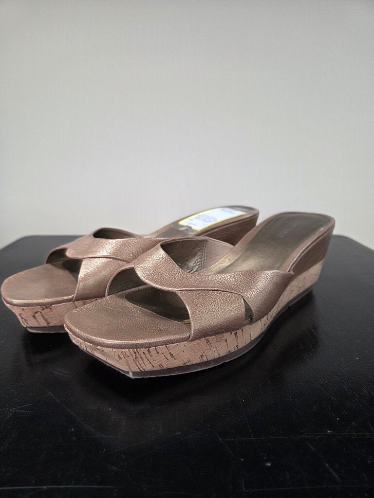 Nine West Golden Sandal Wedge 6/7