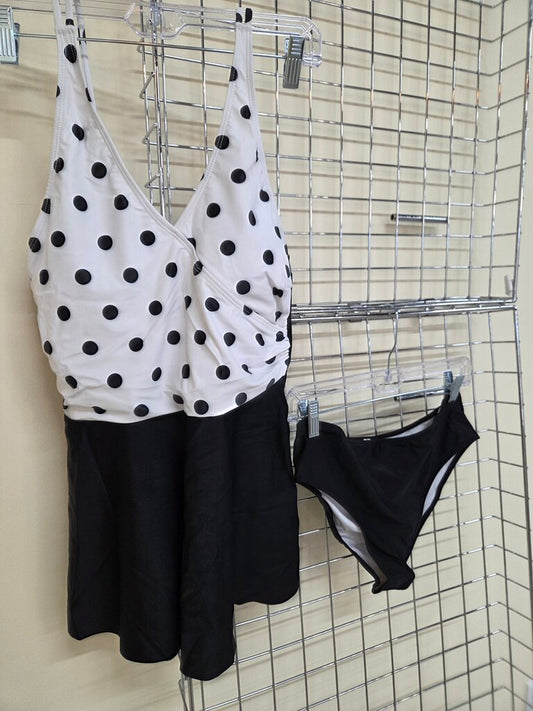 NWT Ladies BeachSissi 2 Piece Bathing Suit XL