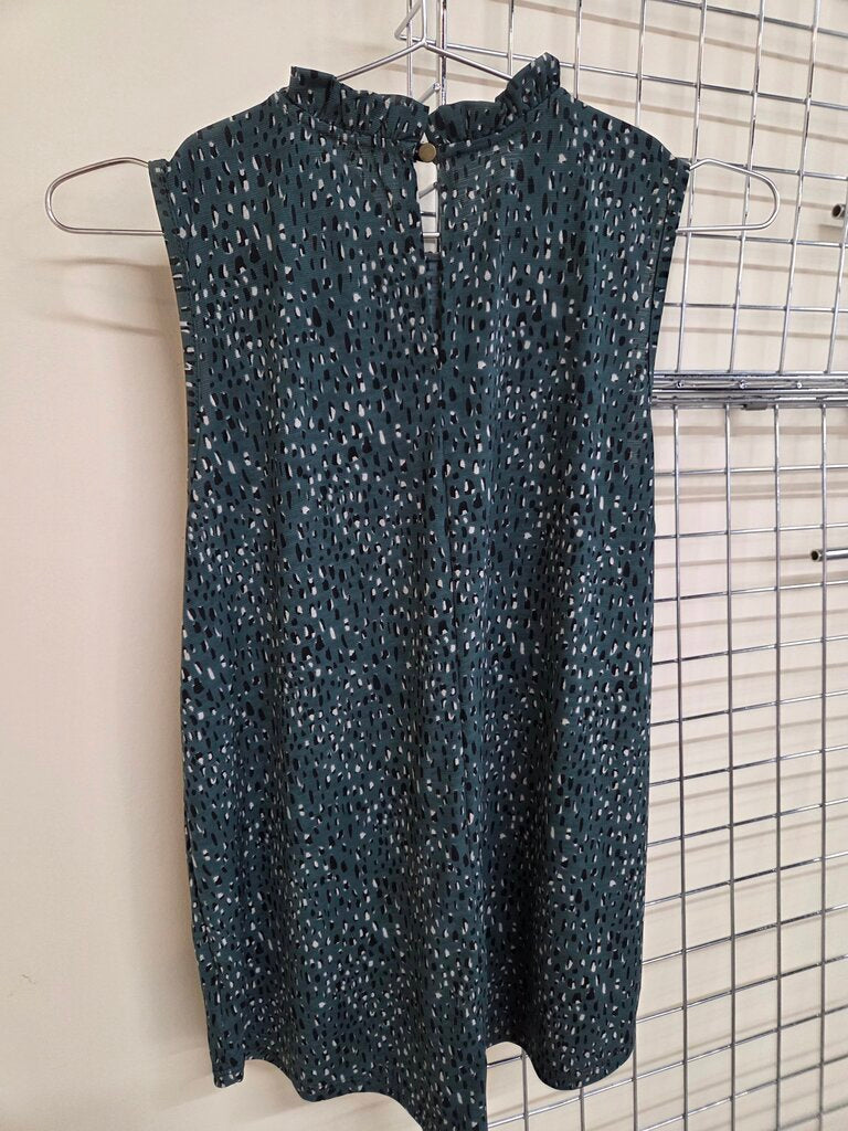 'Olivia Grey' Sleeveless Ruffled top sz S