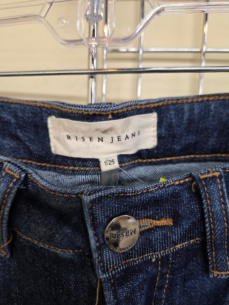 Womens Risen High Rise darke wash blue jeans