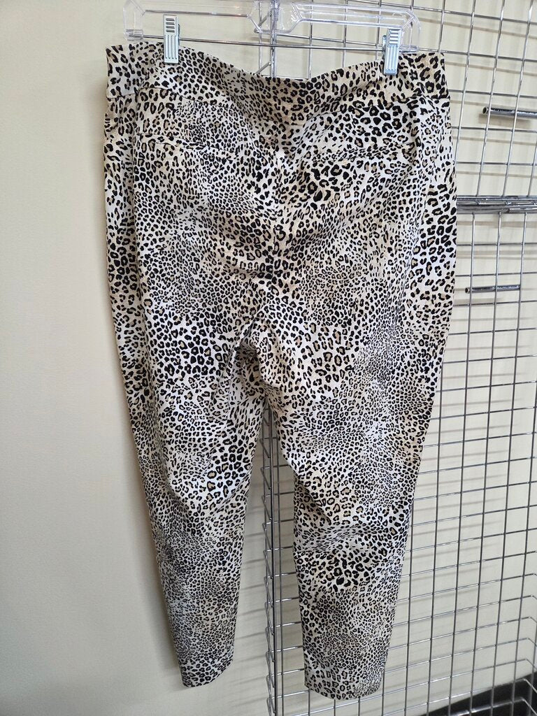 Chicos Cheetah Print Dress Pants
