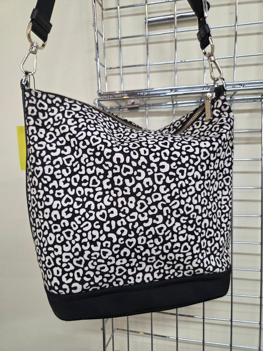 NWOT Chelsea Leopard Heart Duffle Crossbody by Kate Spade