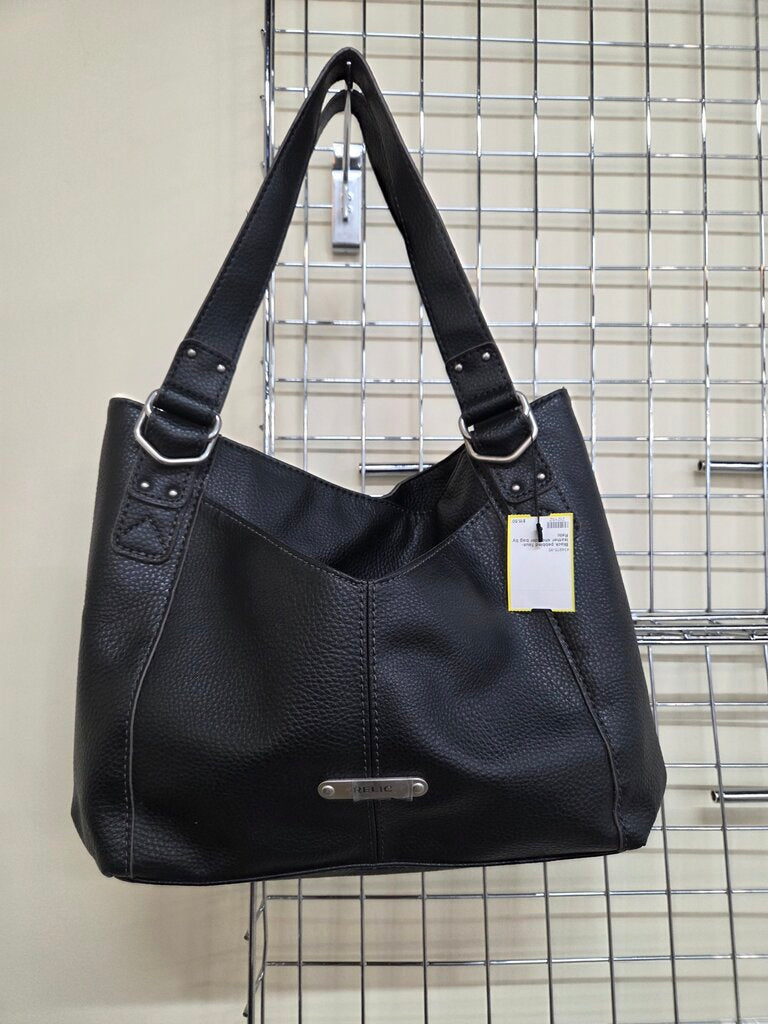 Black pebbled faux-leather shoulder bag by Relic