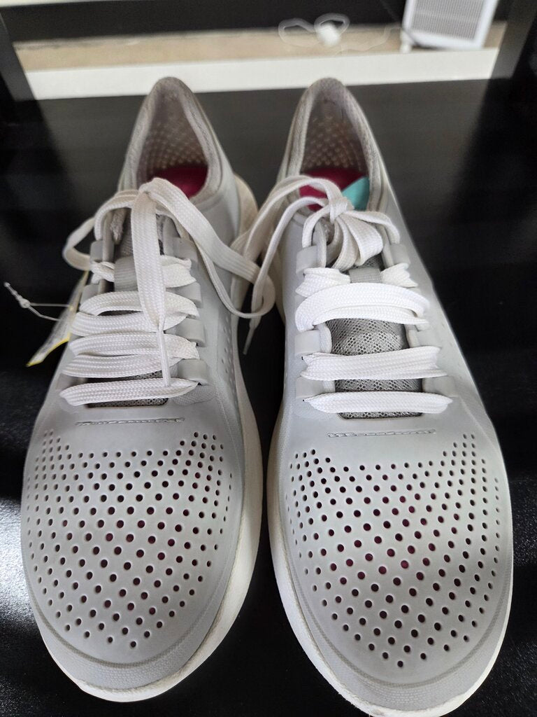 Womens Crocs LiteRide Pacer Sneaker sz 9