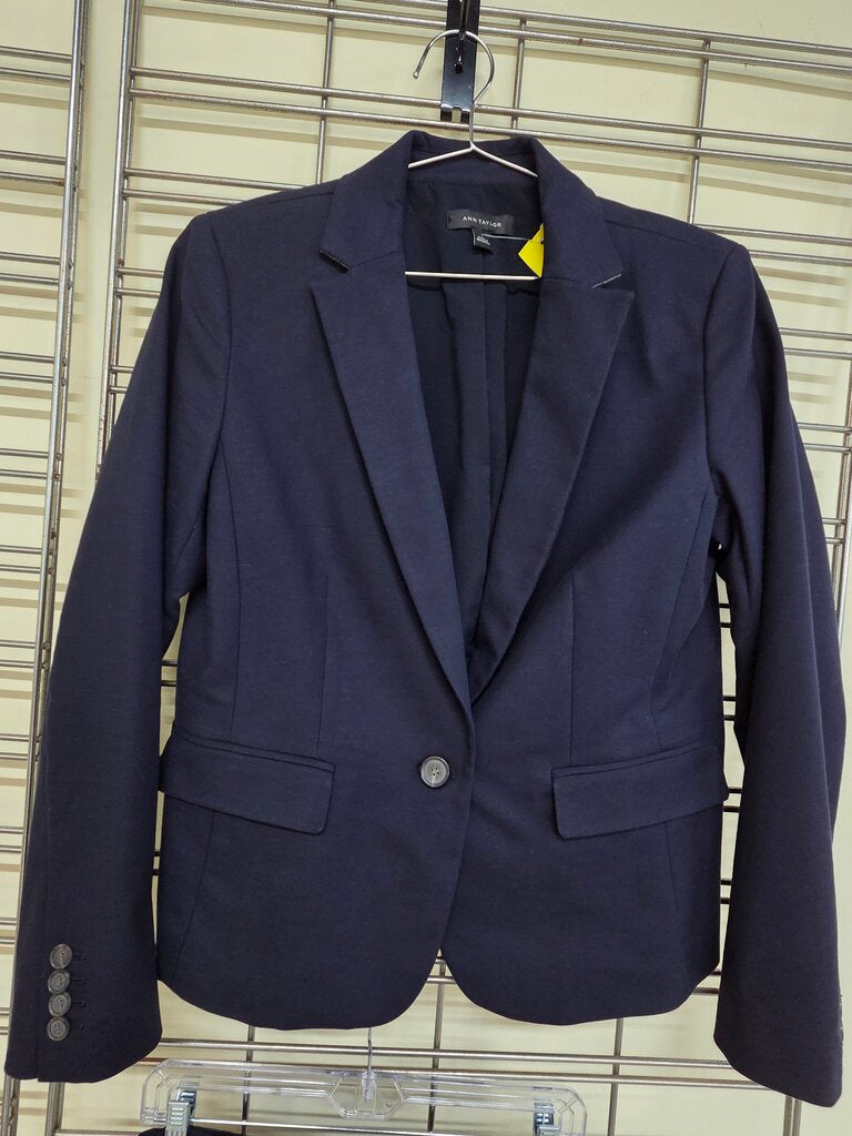 Ladies Ann Taylor Navy 2 Piece Business Blazer and Skirt