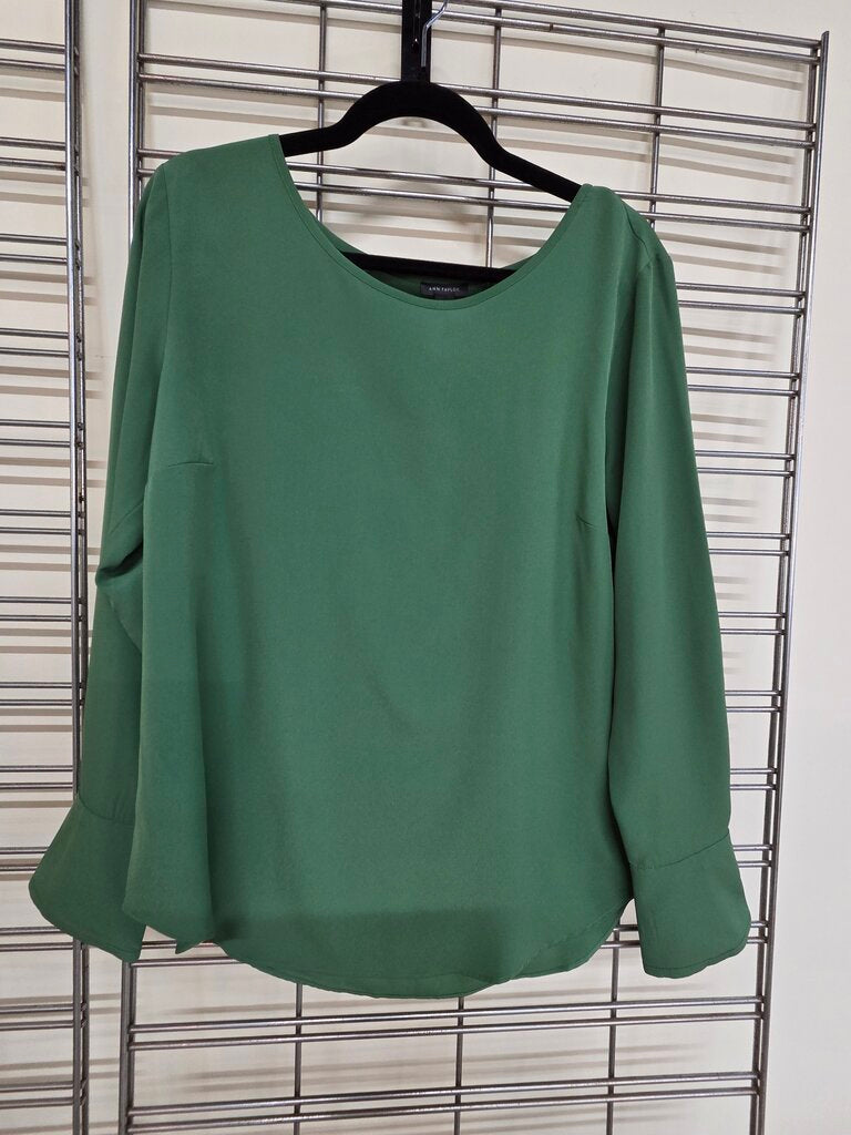 C=NWT Ann Taylor L/S Knit Dress top