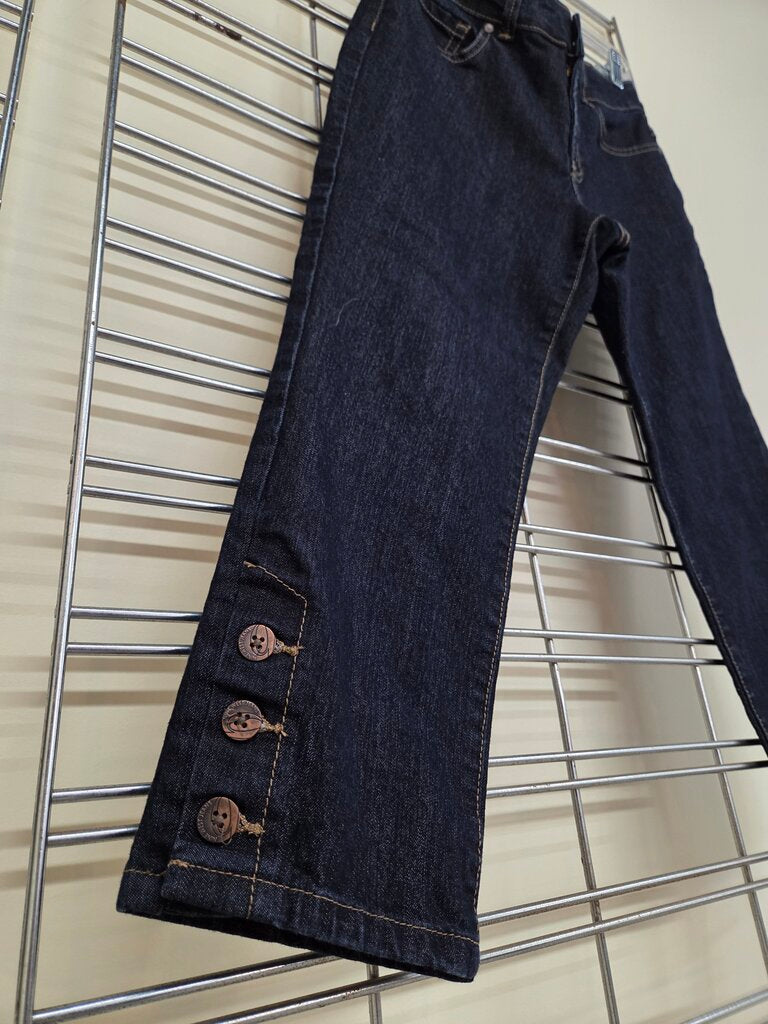 Nine West Dark Wash Crop Denim with Button Detail at Hem sz 6/27