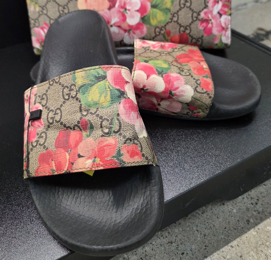 Gucci Bloom Slides